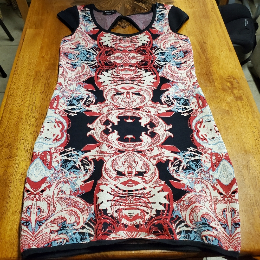 Bebe dress